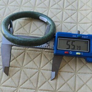 Vintage Dark Green Jade Bangle Bracelet – 55.8 mm Inner Diameter, 41.5 g